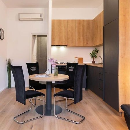 Niko And Sofia'S Apartment Urban Stay Zagreb Exterior foto